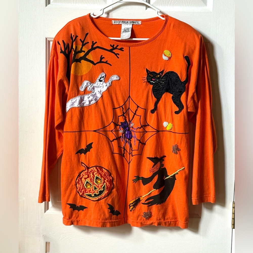 Vintage 1990’s Victoria Jones- Halloween
